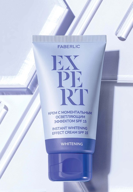 Crema con efecto iluminador instantáneo SPF 15 Expert
